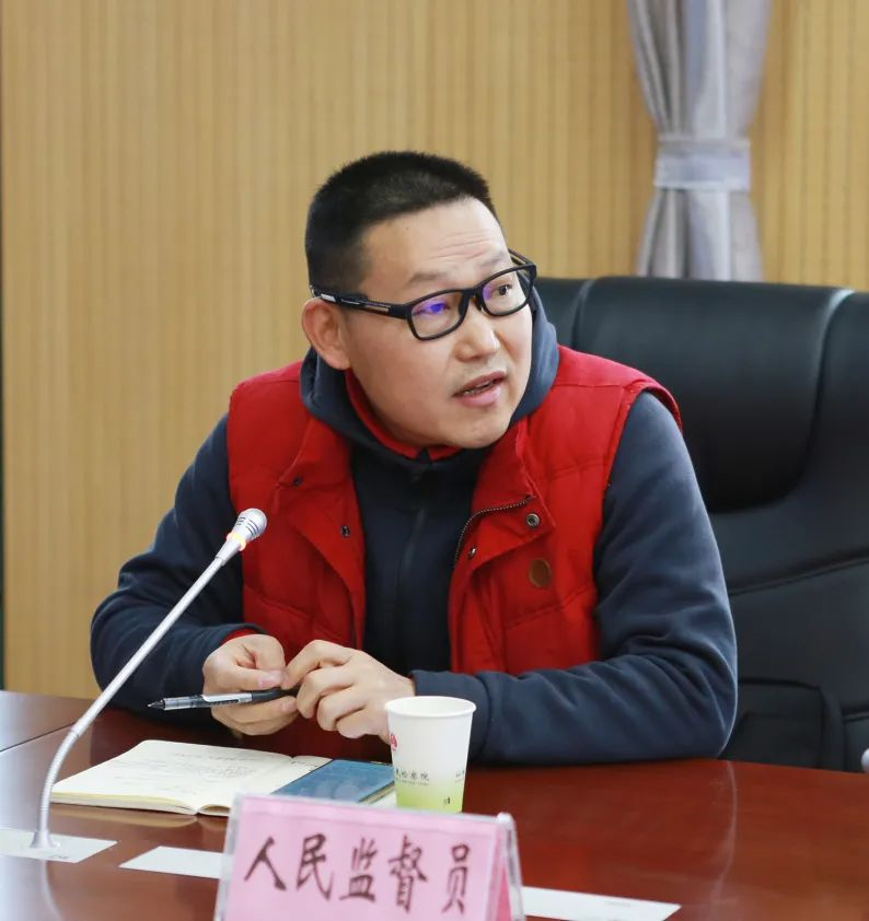 首页 法治建设宣告仪式上,仙桃市副市长石伟,天门市副市长王军辉分别