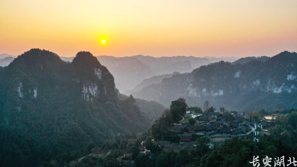 实干担当 为民造福13.jpg