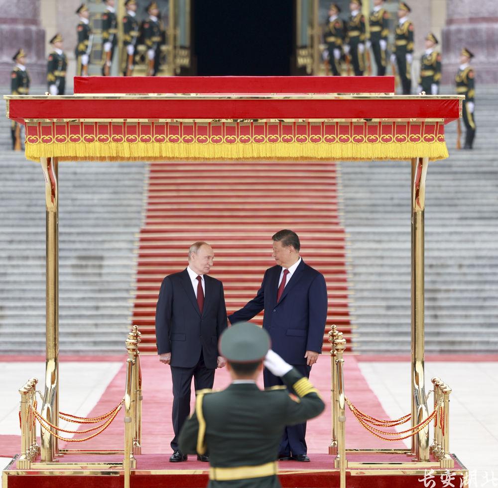 习近平同俄罗斯总统普京会谈9.jpg