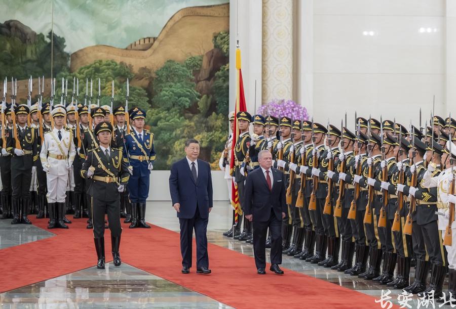 习近平同约旦国王阿卜杜拉二世会谈4.jpg